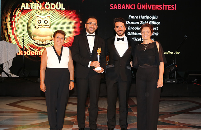 FENS and FASS receive Golden Owl Awards