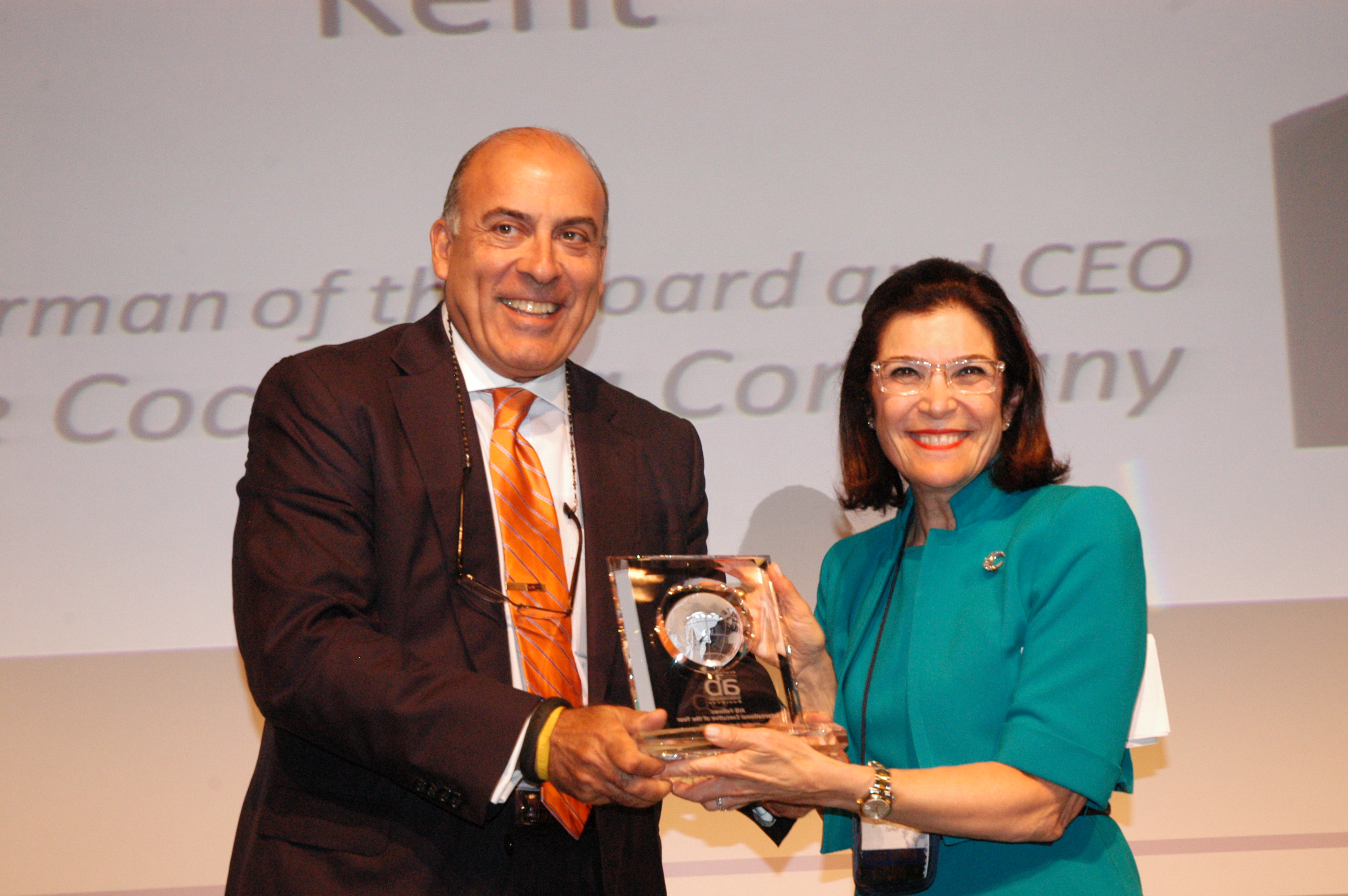 Muhtar Kent Receives International Executive of the Year Award