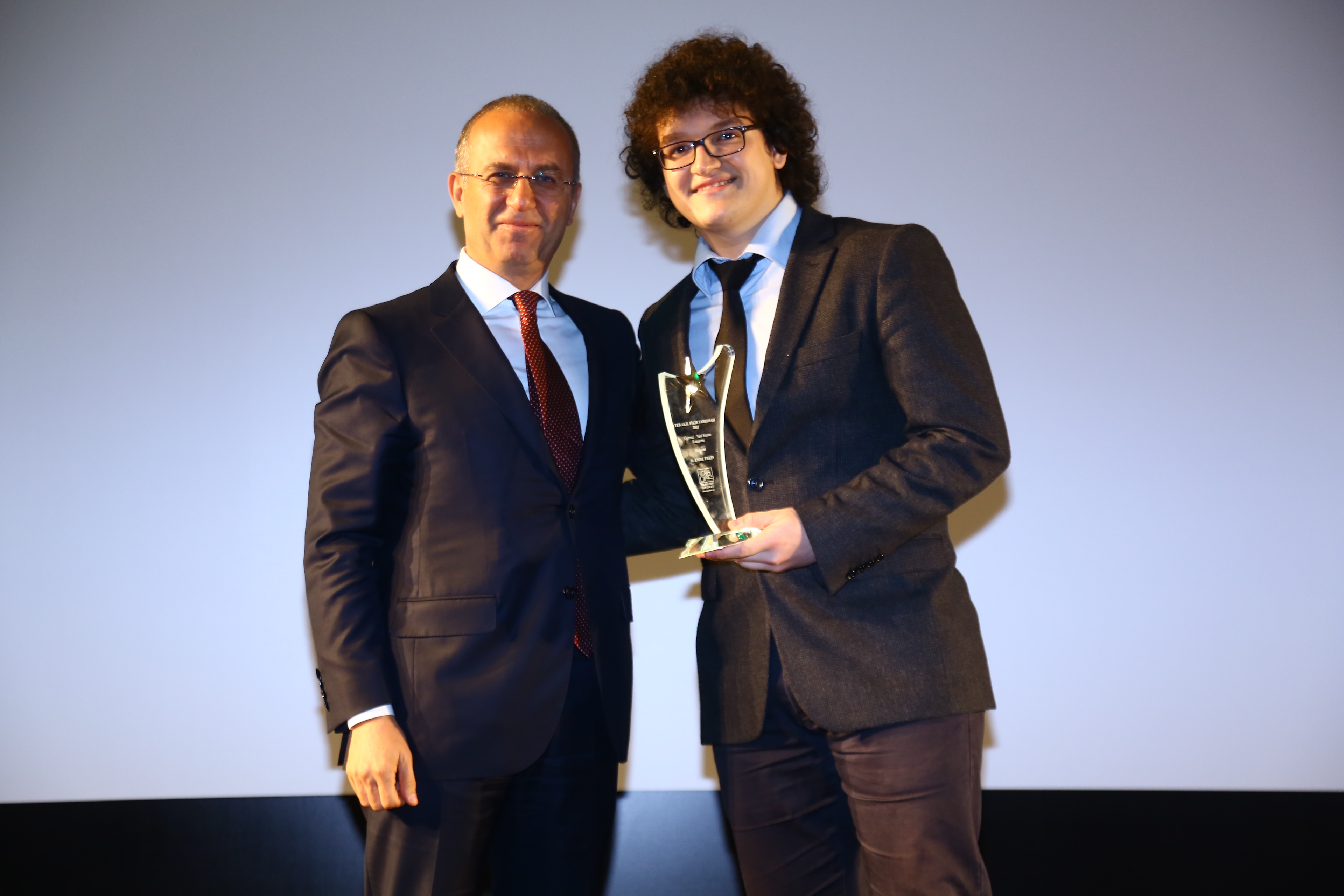 Wins First Prize with Invention