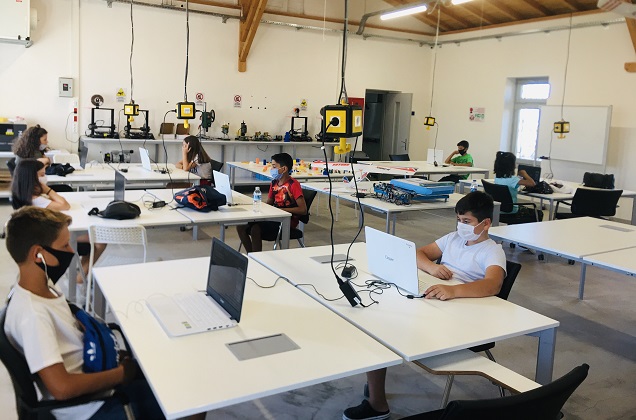 Creative Technologies Atelier Continues to Support Education with Online Programs