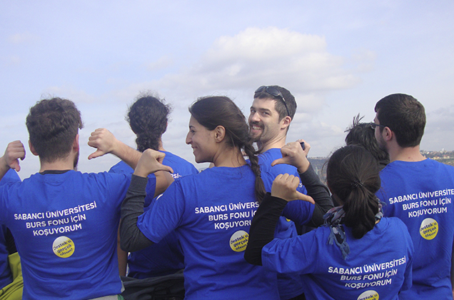 We run for our successful students in financial need!