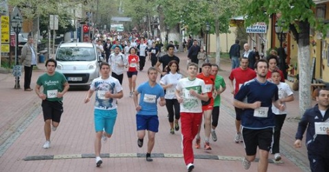 İznik Ultra Maratonu'nda Sabancı Üniversitesi rüzgarı
