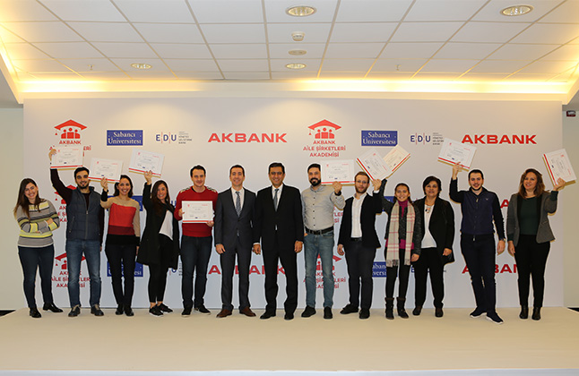 Akbank Aile Şirketleri Akademisi ile firmalar gücünü yeni nesillere taşıyor