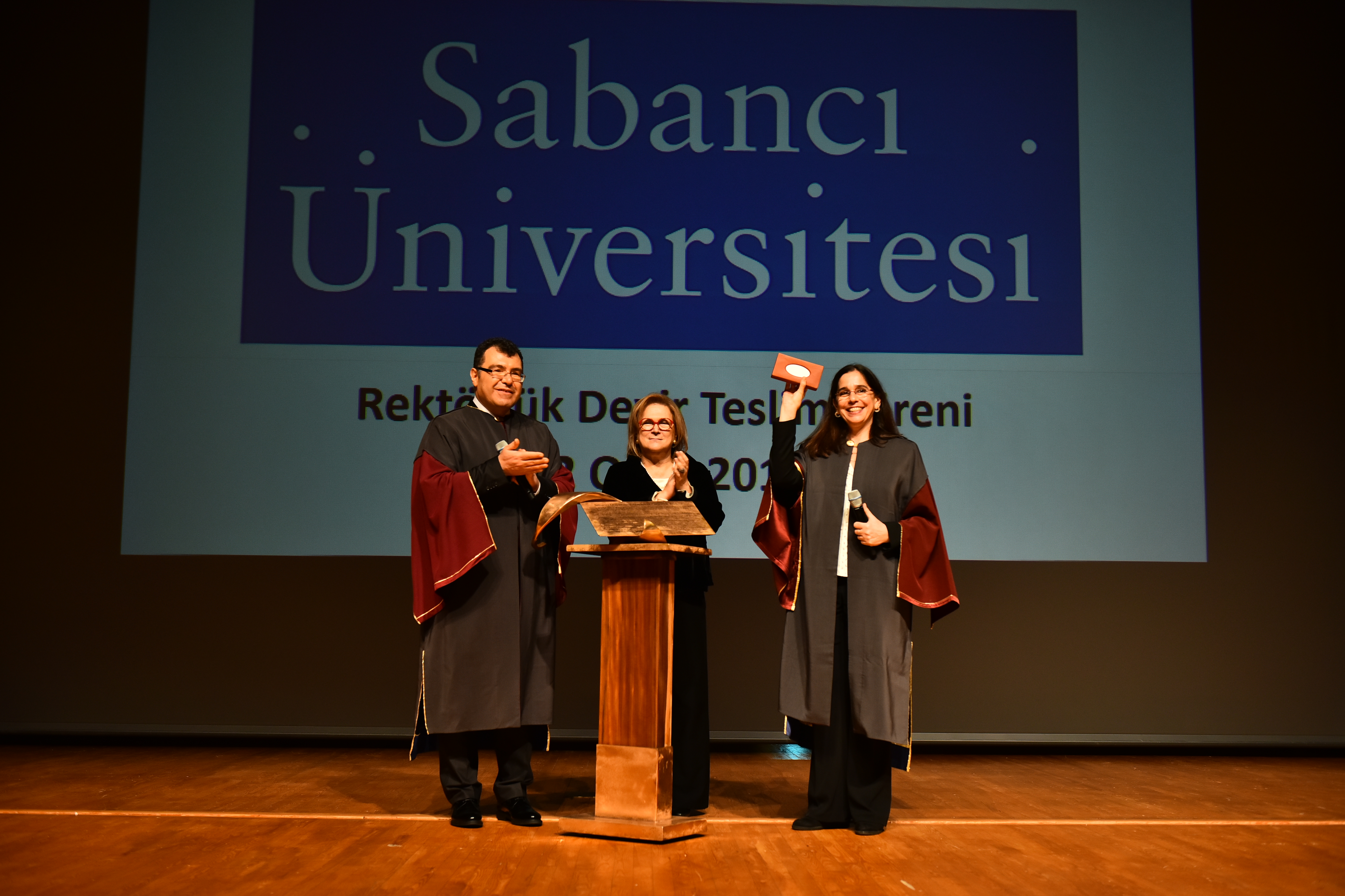 Sabancı Üniversitesi’nde Rektör Değişimi Basın Bülteni