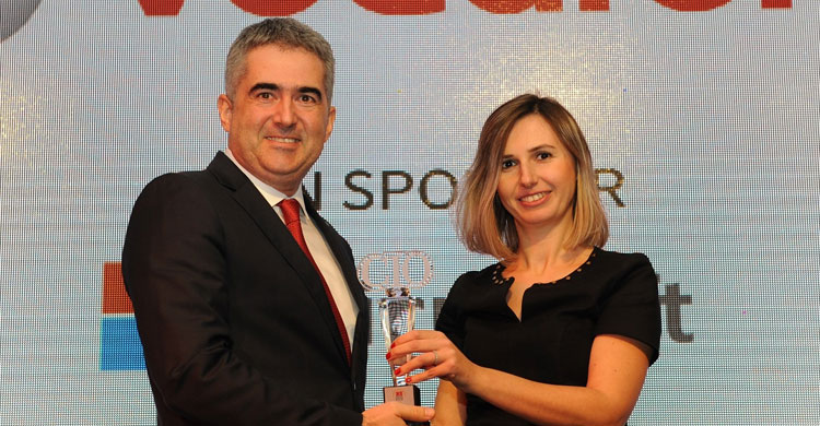 Mezunumuz Kadir Sığınmış'a CIO ödülü