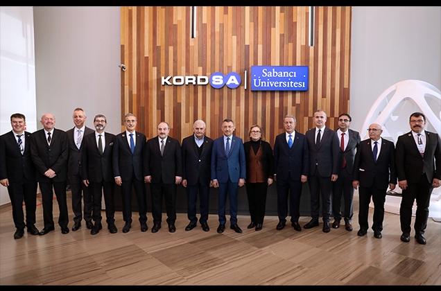 Kompozit Teknolojileri Mükemmeliyet Merkezi devletin zirvesini ağırladı