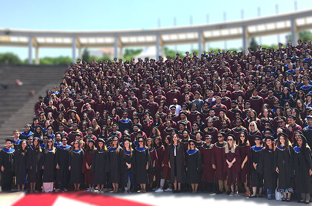 Sabancı Üniversitesi’nde Mezuniyet Heyecanı