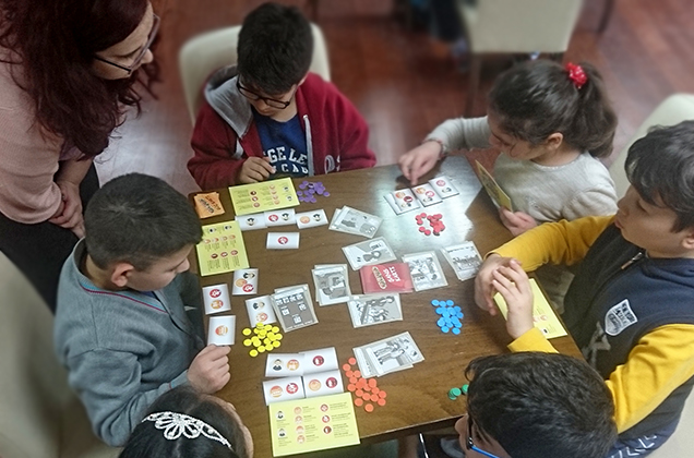 “Neden Olmasın” ve “Mesela Sokağı” Vanlı Öğrencilerle Buluştu