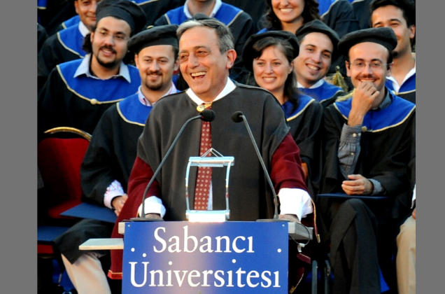 Kurucu Rektörümüz sevgili Tosun Terzioğlu'na her zaman saygı ve minnetle...