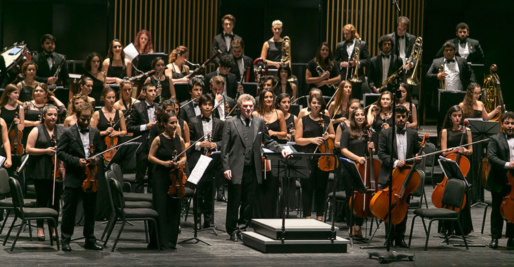 TUGFO İstanbul Konserinde Bayram Havası Estirdi