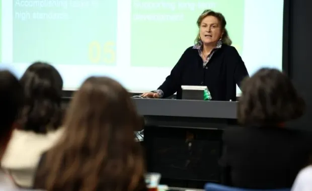 Güler Sabancı’dan Sabancı Üniversitesi Öğrencilerine İlham Veren Konuşma