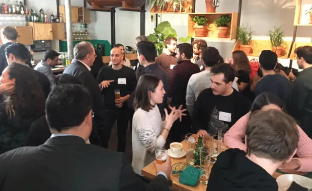 Amsterdam ve Londra mezunlar buluşmasının ardından