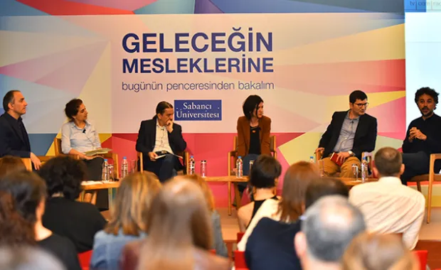 “Geleceğin Mesleklerine Bugünün Penceresinden Bakalım” Paneli