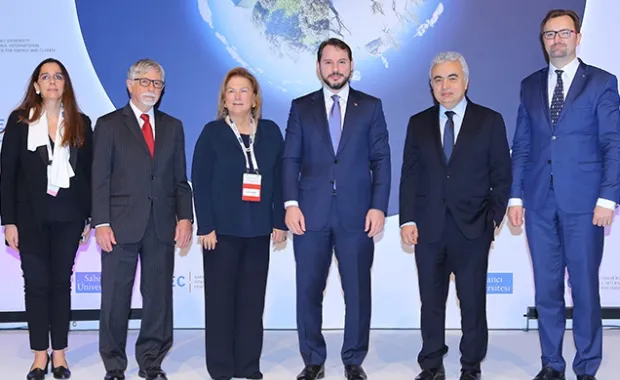 IICEC 8. Uluslararası Enerji ve İklim Forumu yapıldı