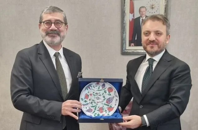 Prof. Dr. Yusuf Leblebici