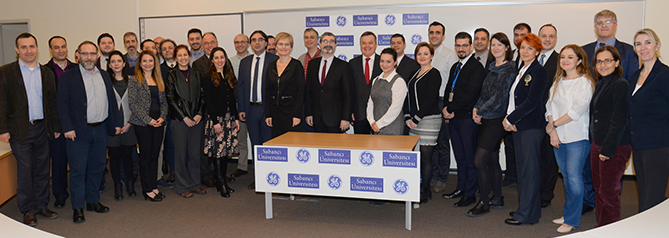 GE-Sabancı Üniversitesi imza töreni toplu foto