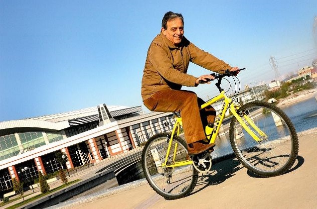 You can donate to the SU Scholarship Fund in memory of Tosun Terzioğlu!