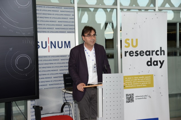 SU Research Day 2019'de Mehmet Yıldız konuşmasını yapıyor