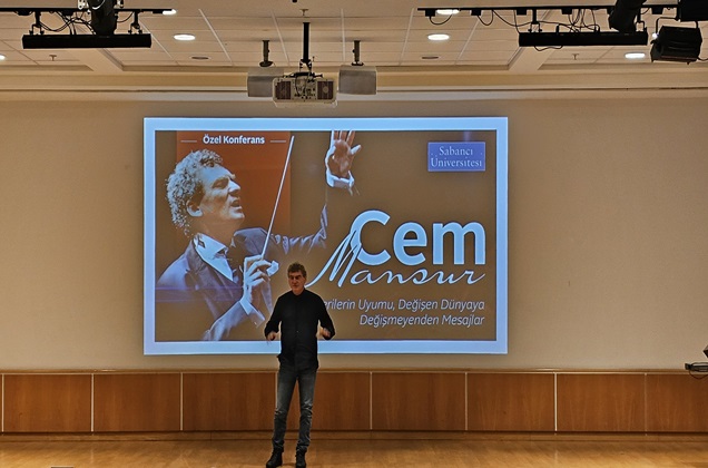 Müzik ve Verinin Kesişimi: Cem Mansur, Veri Bilimi ve Analitiği Konferansı Gerçekleşti