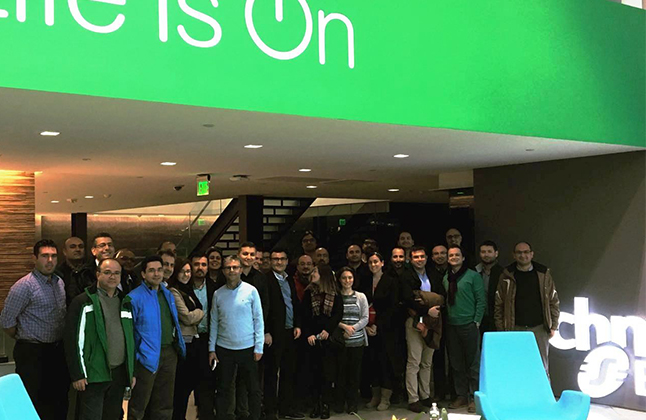 EMBA öğrencilerinin Schneider Electric “Küresel Tasarım Merkezi” ziyareti