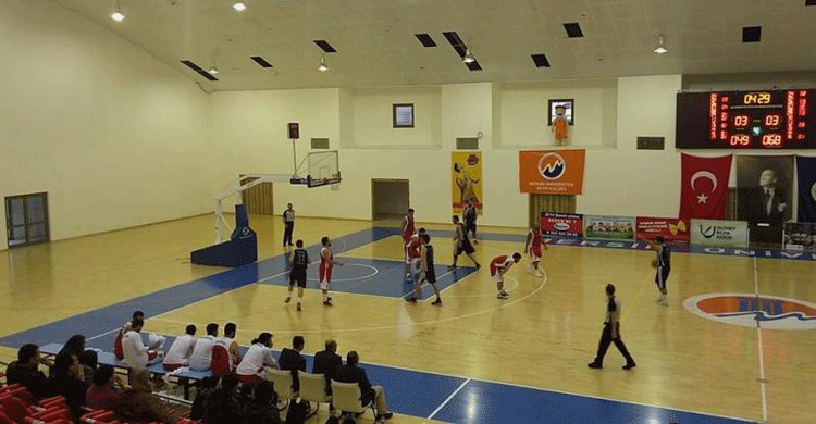 Erkek Basketbol Takımımız Unilig'de İkinci Tura Çıktı