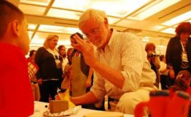 International Press Covers Civic Involvement Projects