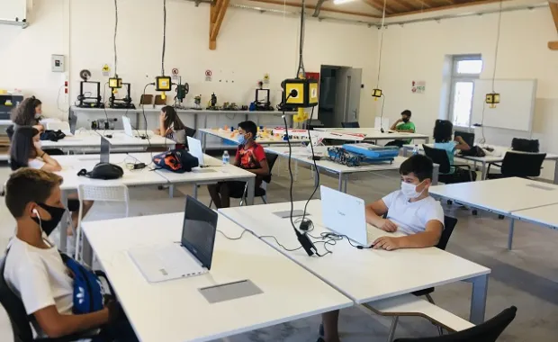 Creative Technologies Atelier Continues to Support Education with Online Programs