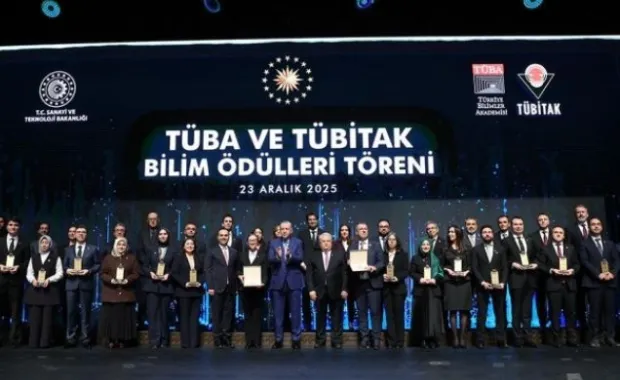 Sabancı Üniversitesi Akademisyenlerine TÜBA-GEBİP Ödülleri Cumhurbaşkanı Tarafından Takdim Edildi