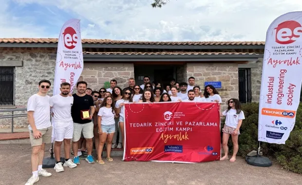 Sabancı Üniversitesi Endüstri Mühendisliği Kulübü Küçükköy Yaratıcı Teknolojiler Atölyesi'nde!
