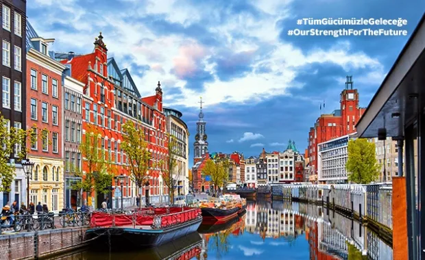 Amsterdam Mezunları Bir Araya Geldi