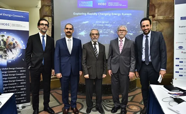 “Hızla Değişen Enerji Sistemini Keşfetmek” Semineri