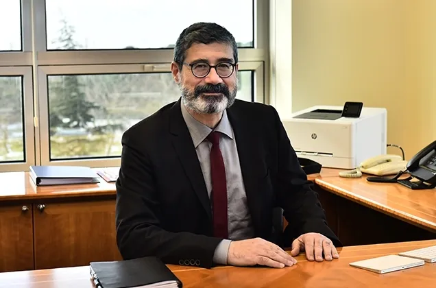 President Yusuf Leblebici Receives University of Illinois Distinguished Alumni Award