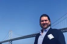 Mezunumuz Ergi Şener üniversitelerin geleceği hakkında yazdı