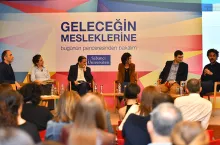 “Geleceğin Mesleklerine Bugünün Penceresinden Bakalım” Paneli
