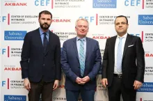 Chris Skinner CEF’in seminer serisinde konuştu