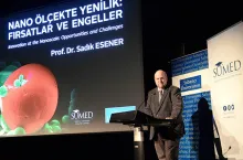 Prof. Dr. Sadık Esener'den “Nano Ölçekte Yenilik: Fırsatlar ve Engeller” Konferansı
