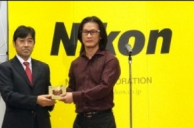 Alex Wong'a Global Nikon Award Resmi