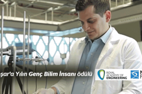 Ali Koşar'a Yılın Genç Bilim İnsanı Ödülü Resmi