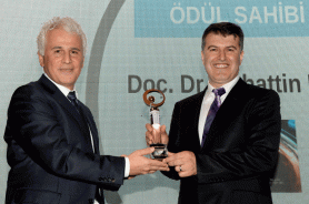 Bahattin Koç receives Elginkan Foundation Technology Award Resmi