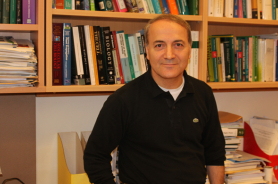 İsmail Çakmak receives Georg Forster Research Award Resmi