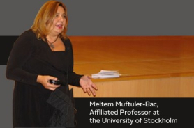 Meltem Müftüler-Baç SUITS'te Resmi